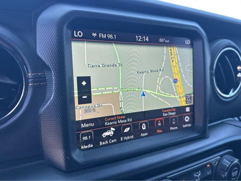 Used 2021 Jeep Wrangler Unlimited Sahara image 5