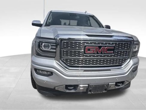 Used 2018 GMC Sierra 1500 Denali w/ Denali Ultimate Package AWD/4WD image 5