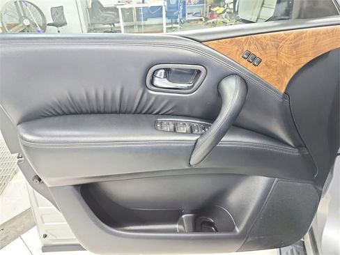 Used 2024 Nissan Armada SL image 37