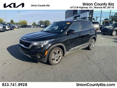 Certified 2023 Kia Seltos S FWD image 1