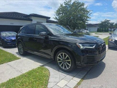 Used 2023 Audi Q7 2.0T Premium Plus w/ Premium Plus Package AWD/4WD image 8