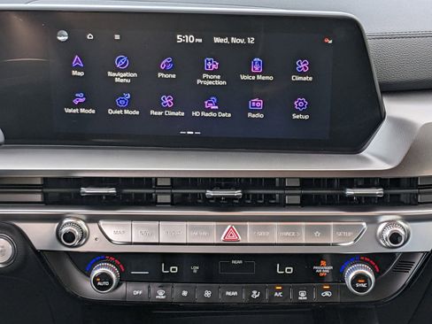 Used 2025 Kia Telluride LX image 15