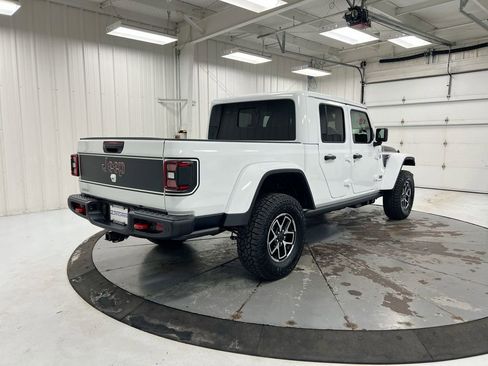 New 2026 Jeep Gladiator Mojave AWD/4WD image 3