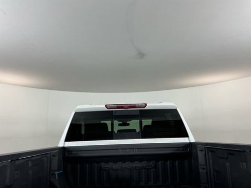 Used 2022 GMC Sierra 3500 Denali AWD/4WD image 10