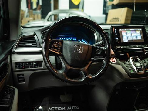 Used 2019 Honda Odyssey EX-L image 17