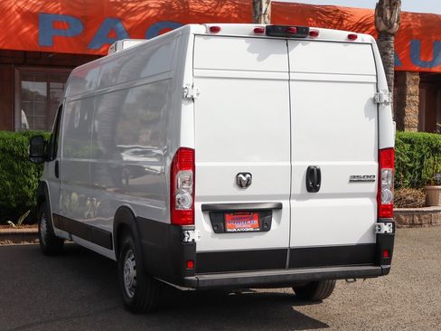 Used 2025 RAM ProMaster 3500 w/ Convenience Group image 6