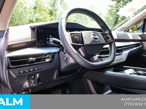 Used 2025 Nissan Murano Platinum w/ Cargo Package AWD/4WD image 21