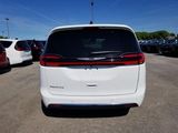 New 2026 Chrysler Pacifica Select image 5