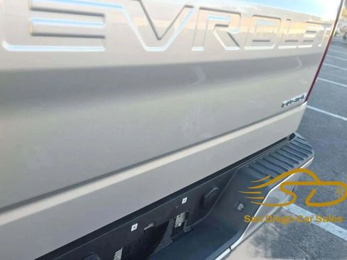 Used 2019 Chevrolet Silverado 1500 Custom w/ Custom Value Package image 30