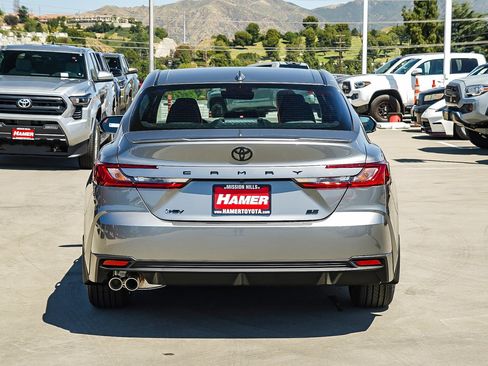 New 2026 Toyota Camry SE FWD image 6
