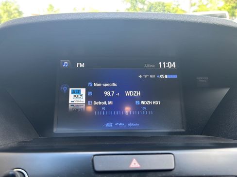 Used 2017 Acura MDX SH-AWD w/ Technology Package image 13