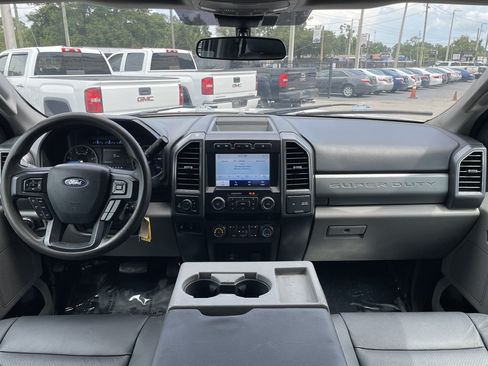 Used 2020 Ford F250 XLT w/ XLT Value Package AWD/4WD image 5