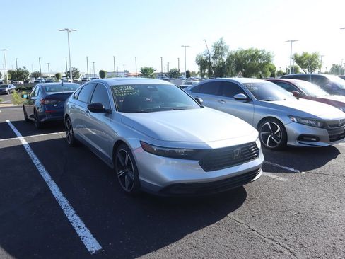 Used 2024 Honda Accord Sport image 3