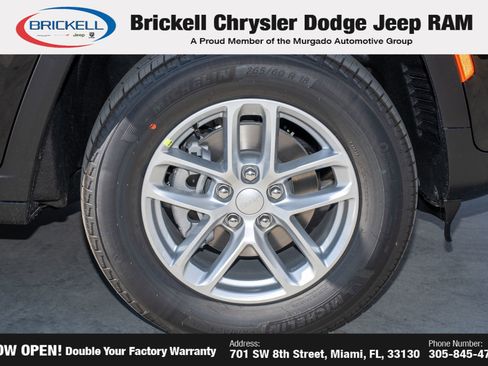 New 2025 Jeep Grand Cherokee Laredo X image 40