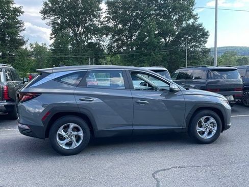 Used 2024 Hyundai Tucson SE FWD image 3