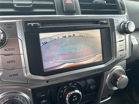 Used 2018 Toyota 4Runner SR5 image 17