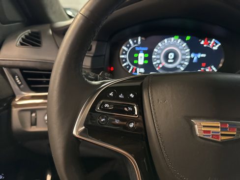 Used 2017 Cadillac Escalade ESV Platinum image 42