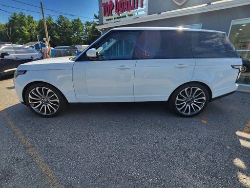 Used 2019 Land Rover Range Rover Supercharged AWD/4WD image 8