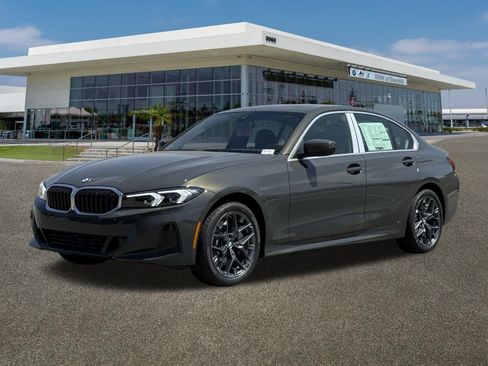 New 2026 BMW 330i Sedan RWD image 4