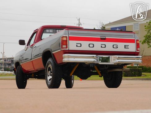 Used 1991 Dodge D/W Truck 250 image 18