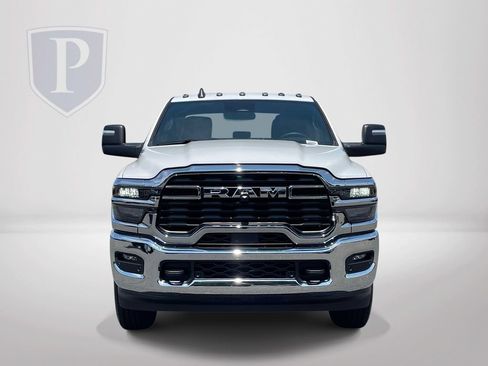 New 2026 RAM 2500 Tradesman w/ Chrome Appearance Group AWD/4WD image 3
