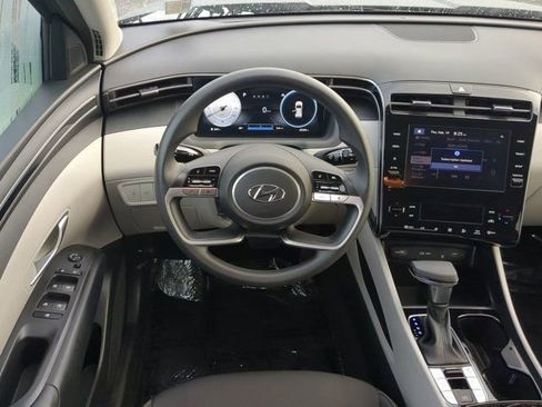 Used 2024 Hyundai Tucson SEL FWD image 16