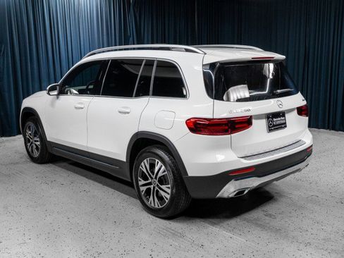 New 2026 Mercedes-Benz GLB 250 4MATIC image 9