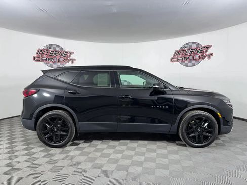 Used 2020 Chevrolet Blazer LT w/ Sound & Technology Package FWD image 8