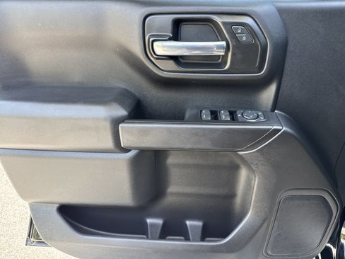 Used 2021 Chevrolet Silverado 1500 Custom RWD image 13