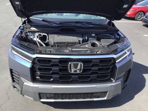 New 2026 Honda Pilot Elite image 13