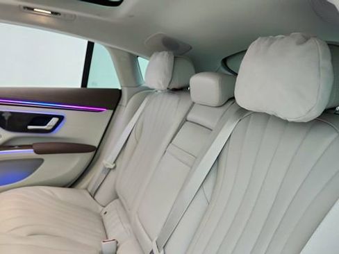 Used 2023 Mercedes-Benz EQS 450+ 4MATIC Sedan image 29