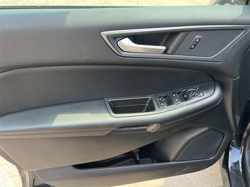New 2024 Ford Edge SE image 10