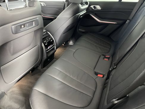 Used 2019 BMW X5 xDrive40i w/ Convenience Package image 15