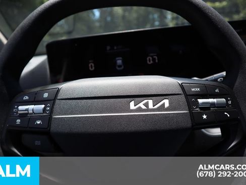 Used 2025 Kia K4 FWD image 29