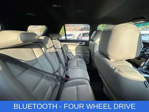 Used 2013 Ford Explorer XLT AWD/4WD image 3