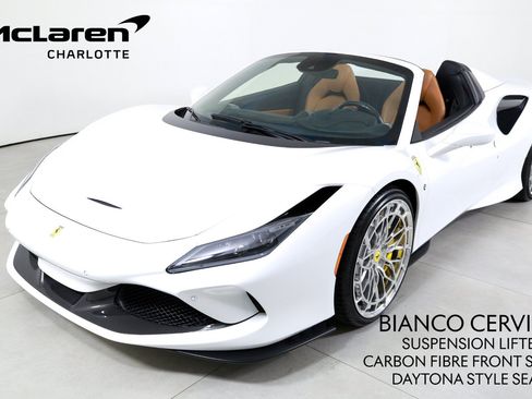 Used 2023 Ferrari F8 Tributo RWD image 1