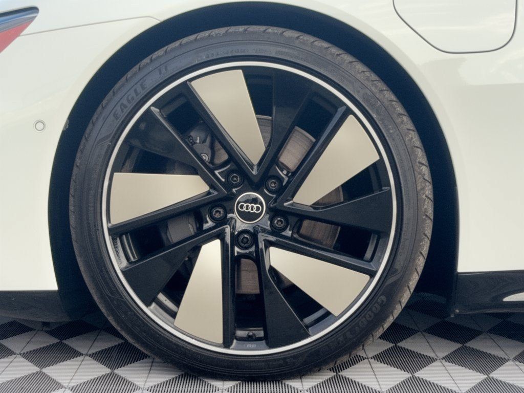 Used 2023 Audi e-tron GT Prestige w/ Prestige Package AWD/4WD image 13