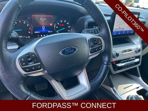 Certified 2022 Ford Explorer XLT w/ Equipment Group 202A image 9