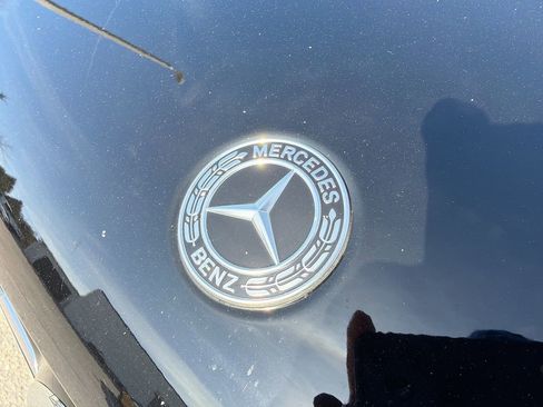 Used 2022 Mercedes-Benz GLC 300 image 9