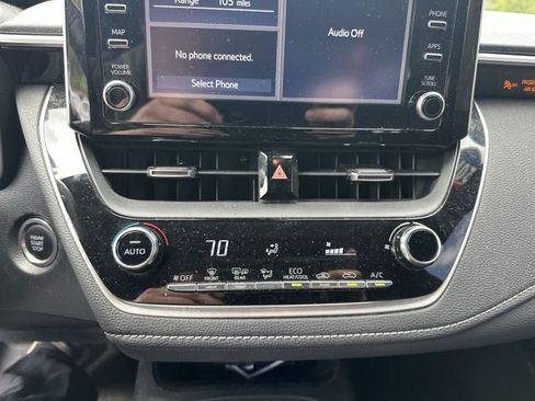 Used 2019 Toyota Corolla SE FWD image 19