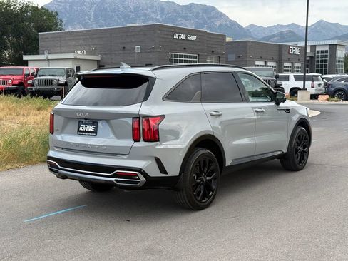 Used 2022 Kia Sorento SX AWD/4WD image 8