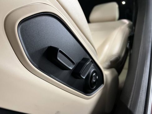 Used 2024 Jeep Grand Cherokee Limited image 27