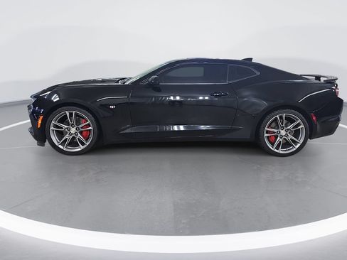 Used 2020 Chevrolet Camaro SS RWD image 7