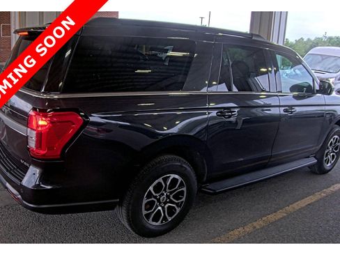 Used 2024 Ford Expedition Max XLT RWD image 4