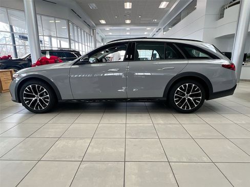 New 2026 Mercedes-Benz E 450 4MATIC All-Terrain Wagon image 3