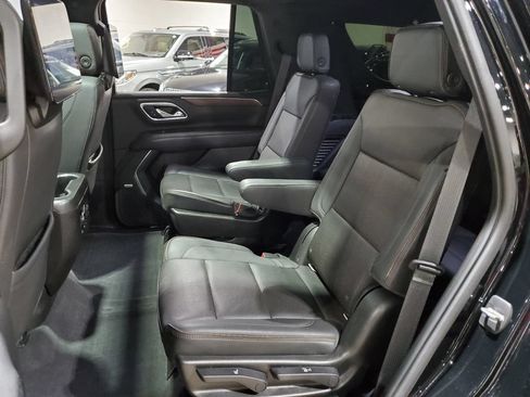 Used 2021 Chevrolet Tahoe High Country RWD image 28