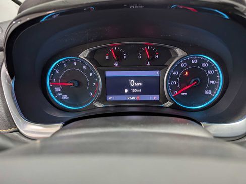 Used 2021 Chevrolet Traverse LT image 23