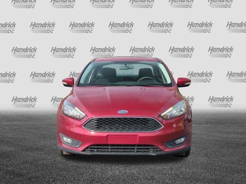 Used 2017 Ford Focus SEL FWD image 3