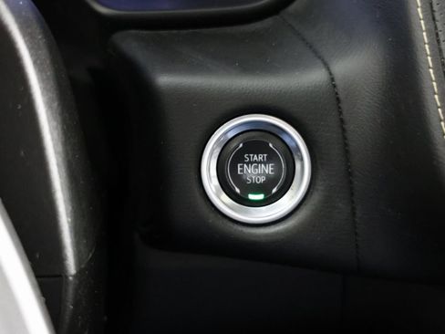 Used 2023 Chevrolet Suburban Premier w/ Advanced Technology Package image 23