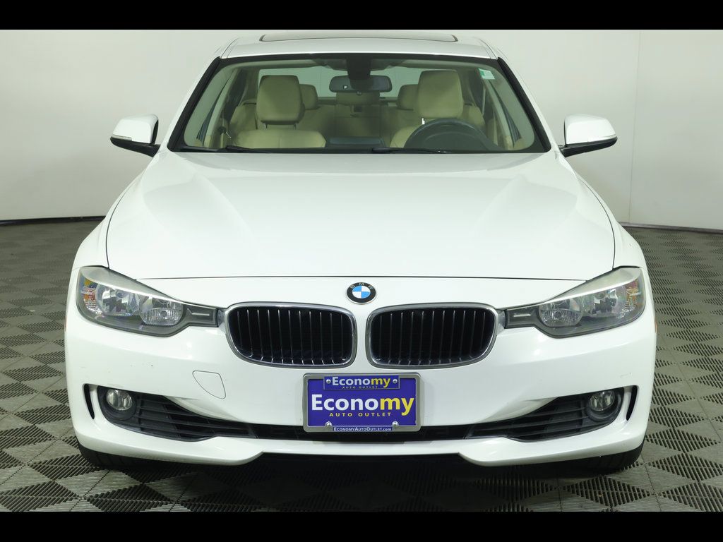 Used 2013 BMW 328i xDrive Sedan AWD/4WD image 9